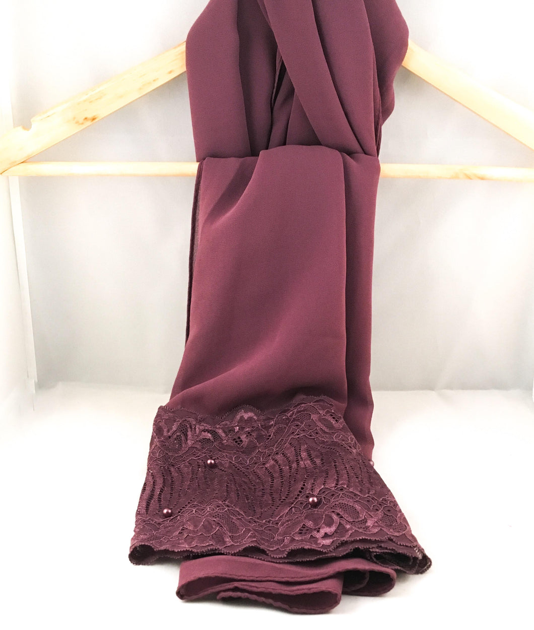 Gallerina Hijab Scarf in Purple Georgette Chiffon with a Lace Borde